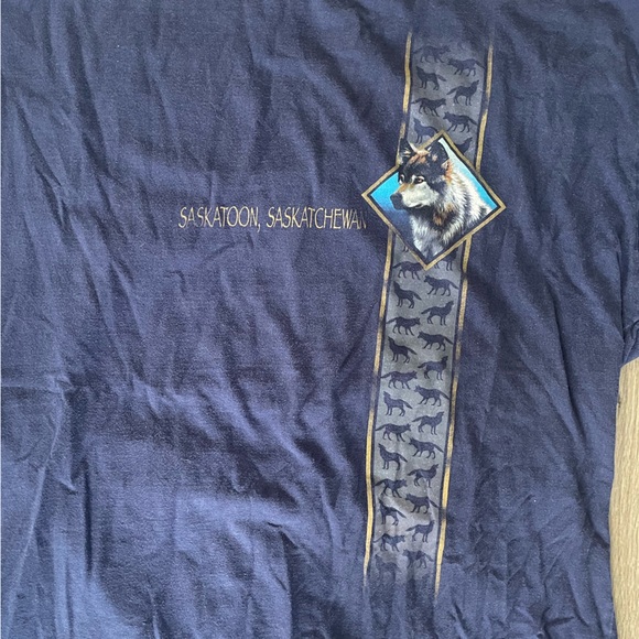 VTG Saskatoon, Saskatchewan Wolf XL Tee - Picture 2 of 5